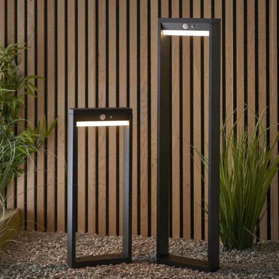 64786-001 Solar - Black LED Bollard 64786-001 Solar - Black LED Bollard