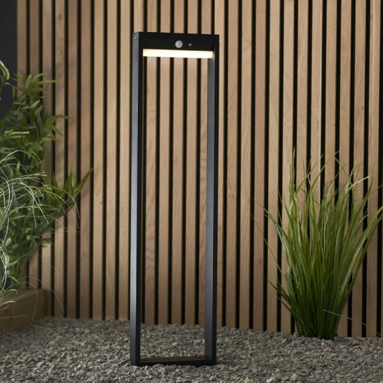 64786-001 Solar - Black LED Bollard 64786-001 Solar - Black LED Bollard