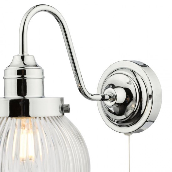 67909-003 Bathroom Chrome Wall Lamp with Clear Ribbed Glass