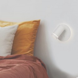 73174-006 White Single Spotlight 73174-006 White Single Spotlight