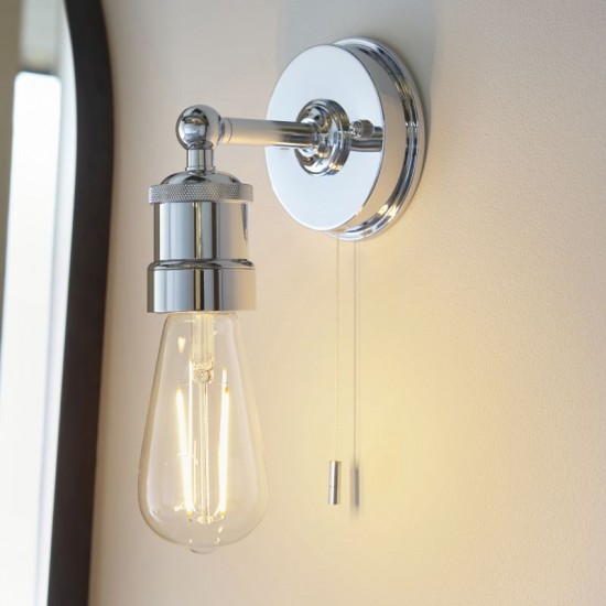 66138-100 Bathroom Polished Chrome Wall Lamp